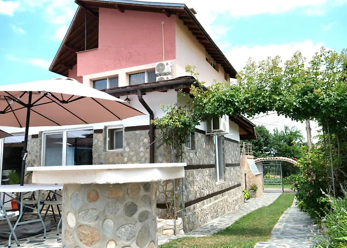 Gæstehus гергана 3*